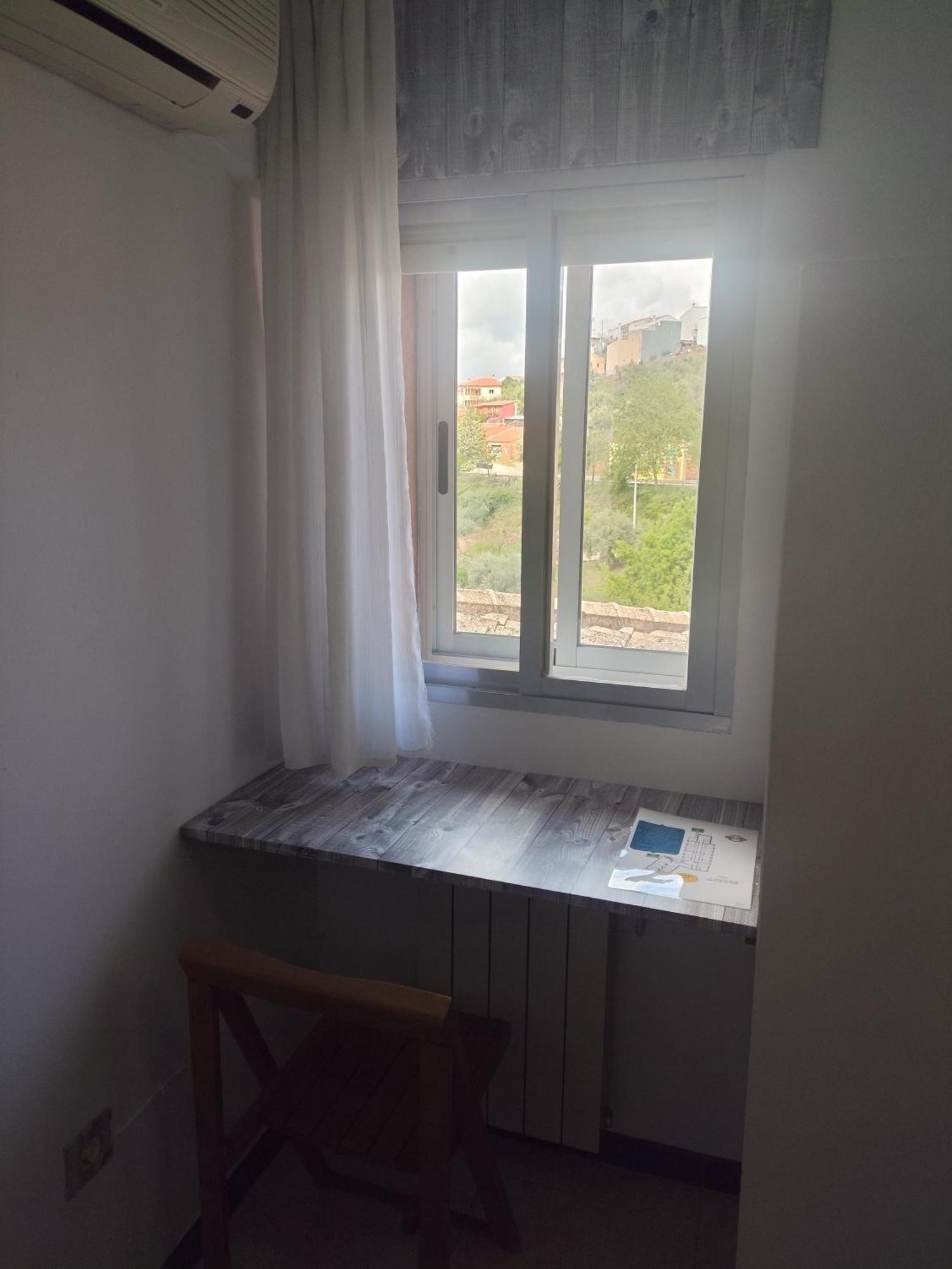 Hostal Restaurante Solaire Castanar de Ibor Екстер'єр фото